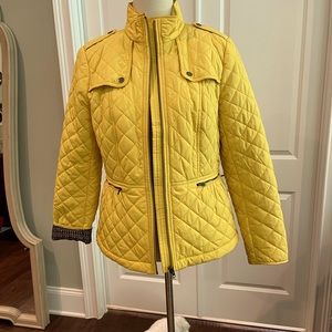 TALBOTS YELLOW QUILTED JACKET. Lots of wonderful detail. Size M.